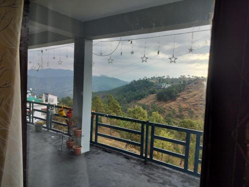 المنطقة المحيطة, Nirvana Heights Kasar Devi in المورا