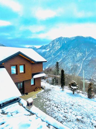 Villa Troi in Lumbardh