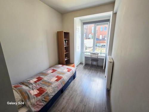 Splendid 2 bedroom apartment in Etterbeek, Brussels (photo 9)