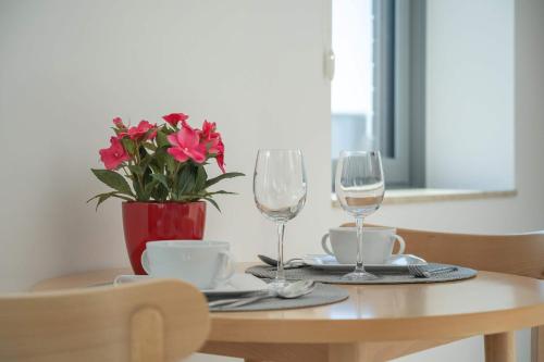 Air-conditioned Modern Studio with Parking in the Centre of Wroclaw by Noclegi Renters, Breslau (Foto 3)