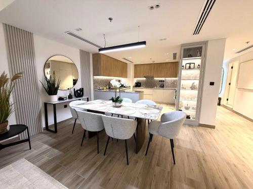 Reimagined 3BR Apartment in 5-star Resort, Dubái (foto 5)
