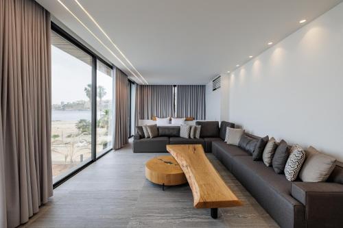 Surrounding environment, Middle Beach Hotel in Jounieh