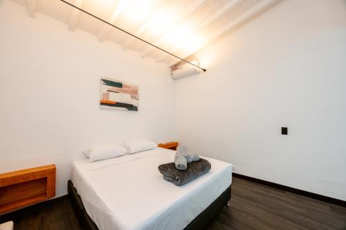 5BR Poblado Villa close to Lleras Jacuzzi Cinema AC, Medellín (zdjęcie 5)