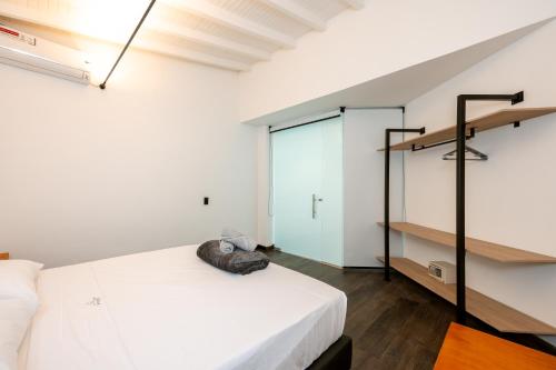 5BR Poblado Villa close to Lleras Jacuzzi Cinema AC, Medellín (zdjęcie 7)