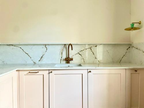 New King Street Suites - Apartment 2, Bath (zdjęcie 7)