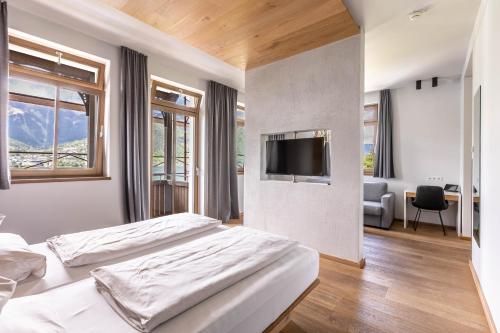 Seehotel Bellevue by keyone in Zell am See