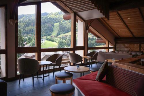 ผับ/เลาจน์, Hotel Alpen Roc in ลา คูซา