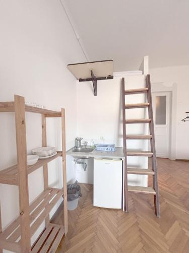 Artist Guest House