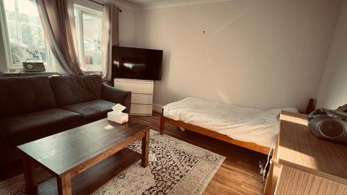 Warm and Welcome Stay in Abingdon