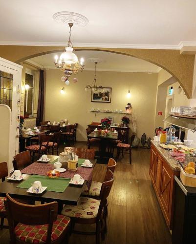 Food and beverages, Hotel Link in Walluf