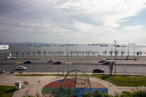 Classy 2BR Hideaway with Dazzling Panorama, Istanbul (foto 6)