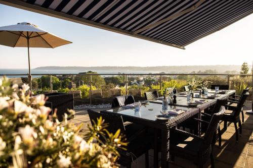 Instalaciones, Hotel Cristina in Saint Lawrence