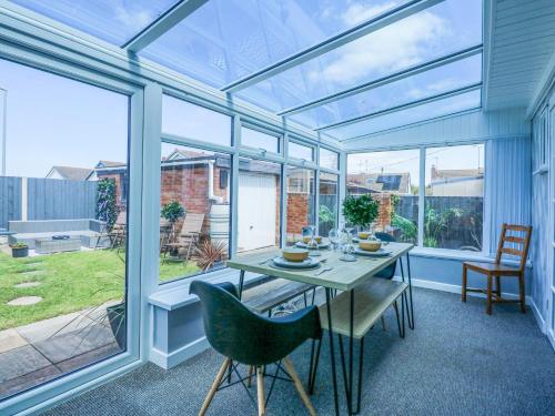 A szálláshely kívülről, Hendre in Pensarn