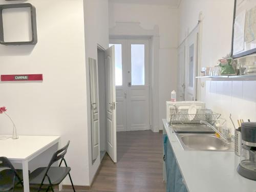 Artist Guest House 3