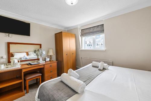 Invicta Hotel - image 13