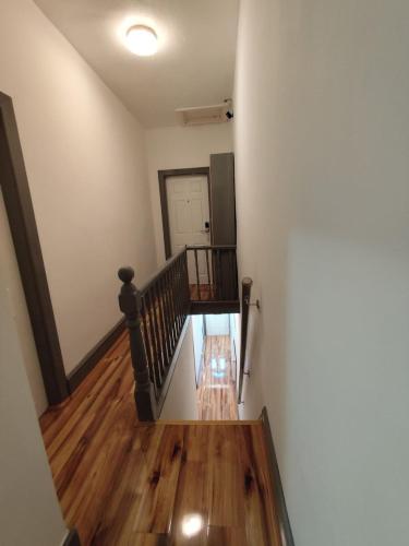 Double-Bedroom in the Heart of Harpurhey Manchester A2 Perfect for Short Stays, Manchester (photo 10)