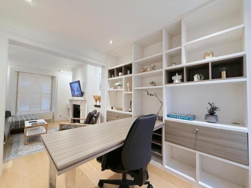Luxury 3BRs Home, Spacious and Cozy in Victoria, Londyn (zdjęcie 8)