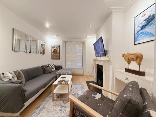 Luxury 3BRs Home, Spacious and Cozy in Victoria, Londyn (zdjęcie 6)