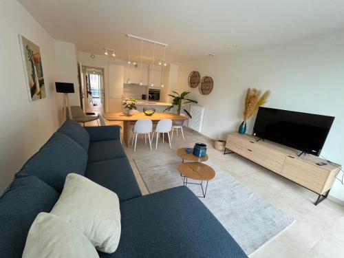 Spacious newly built apartment with two bedrooms and a large terrace T12 - Location saisonnière - Ostende