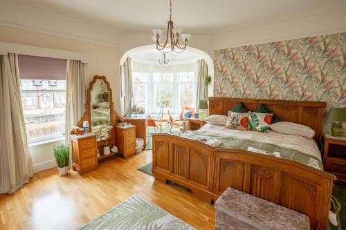 Chrialdon House 2