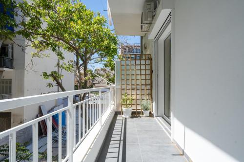 1BR Next to Metro Modern Living & Arcade Machine - image 13