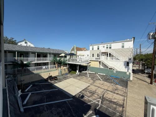 Twilight Motel - image 7