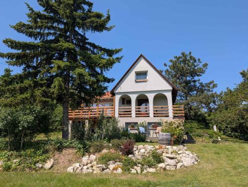 . Holiday home in Pakozd - Velence-See 43968
