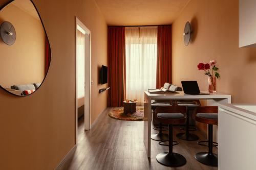 ESTH Suite Apartment del Don 8 - image 5