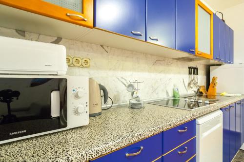 Kitchen, Villa & Apartments Perasto in Perast