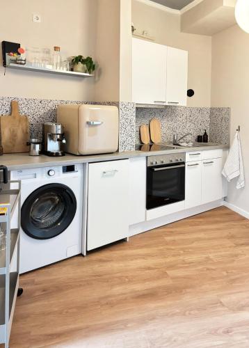 Studio Apartment in Hamburger Innenstadt am Park, Гамбург (фото 7)