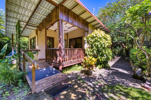 Vue extérieure, Bamboo River House and Hotel in Dominical