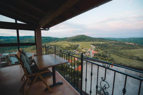 Erkély/terasz, Guesthouse Villa Marija in Motovun