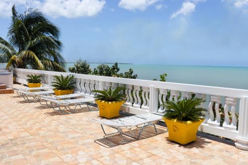 Oceanfront Family Villa