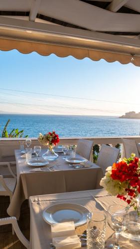 Erdano Hotel – Saranda, OR