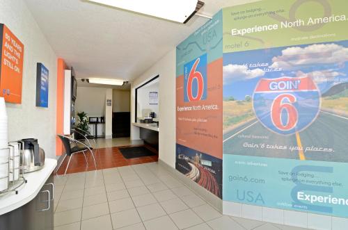 ล็อบบี้, Motel 6 South Haven, KS in เซาท์เฮเวน