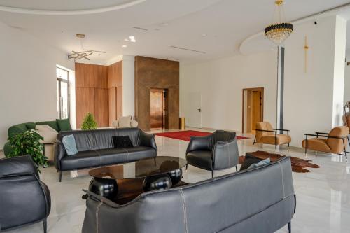 Levant Hotel - image 2