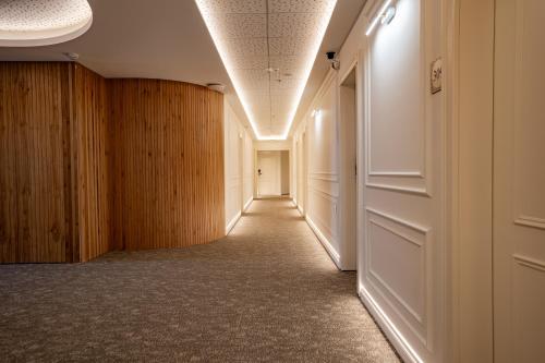 Levant Hotel - image 8