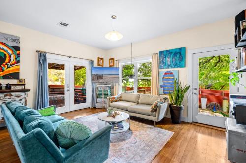 Eclectic 3 Bedroom Block from South Congress