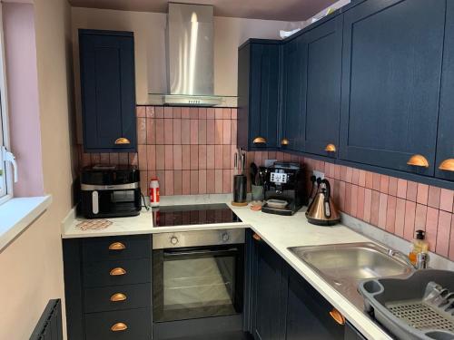 3 bedroom house- East Belfast in Sydenham