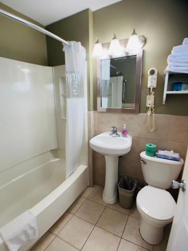 Deluxe Double Room with Kitchenette