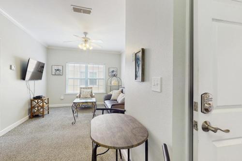 Beach Peace - DIBC 206B in Dauphin Island, USA
