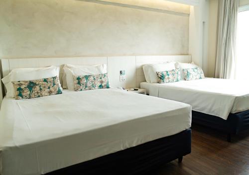 Premier Family Room - includes Hot Beach Water Park tickets image 8