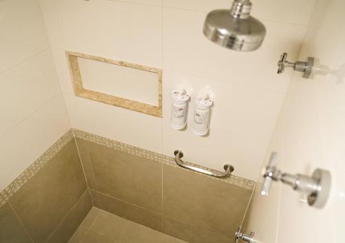 Premier Family Room - includes Hot Beach Water Park tickets image 1