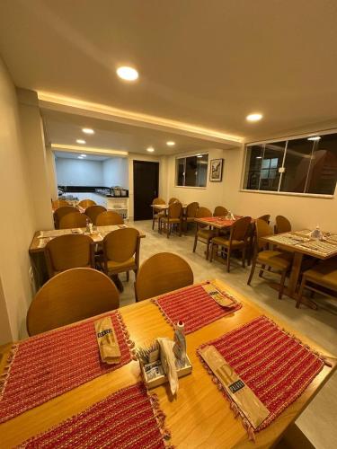 طعام و مشروبات, Palace Hotel in آنجرا دوس ريس