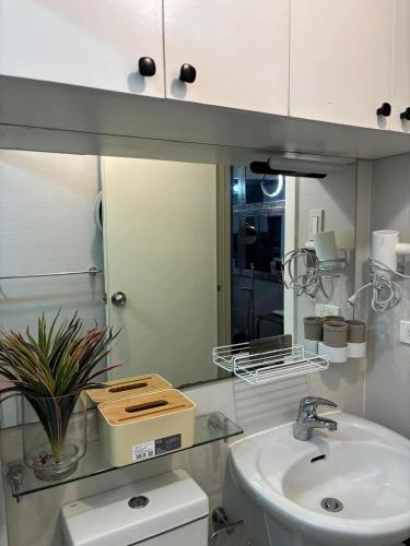 Azure Staycation by Felice, Manila