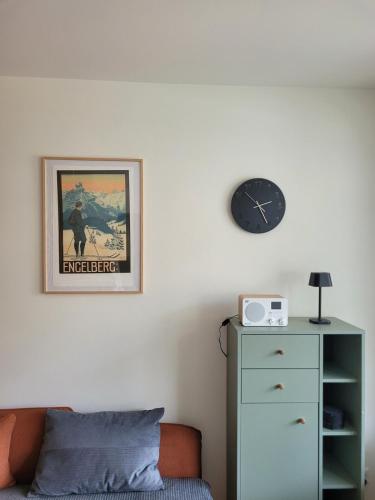 Central, newly renovated 2-room apartment, Engelberg (Foto 7)