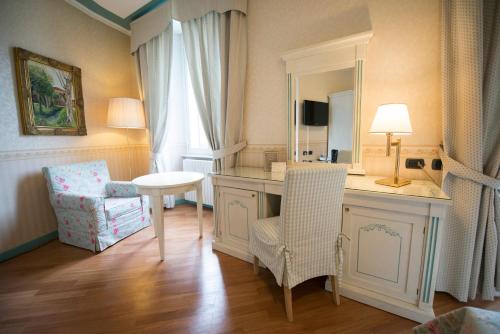 Hotel Posta Hotel Posta is a popular choice amongst travelers in Moltrasio, whether exploring or just passing through. Featuring a complete list of amenities, guests will find their stay at the property a comfort