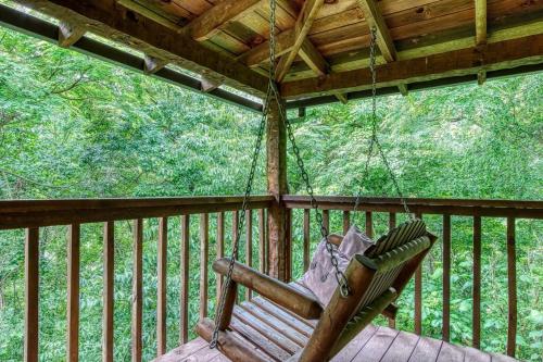 Just a Swingin by Avada Properties in Wears Valley (TN)