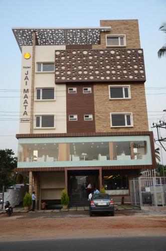 . Hotel Jai Maata Grandeur