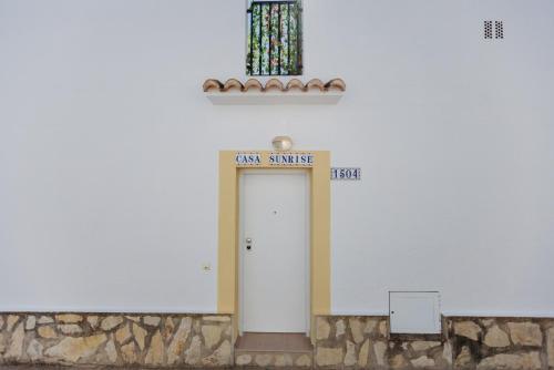 Casa Sunrise - Deluxe house with rooftop 5 pools and panoramic sea views Calpe - image 3
